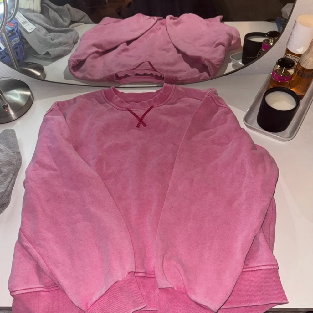 Pink sweatshirt